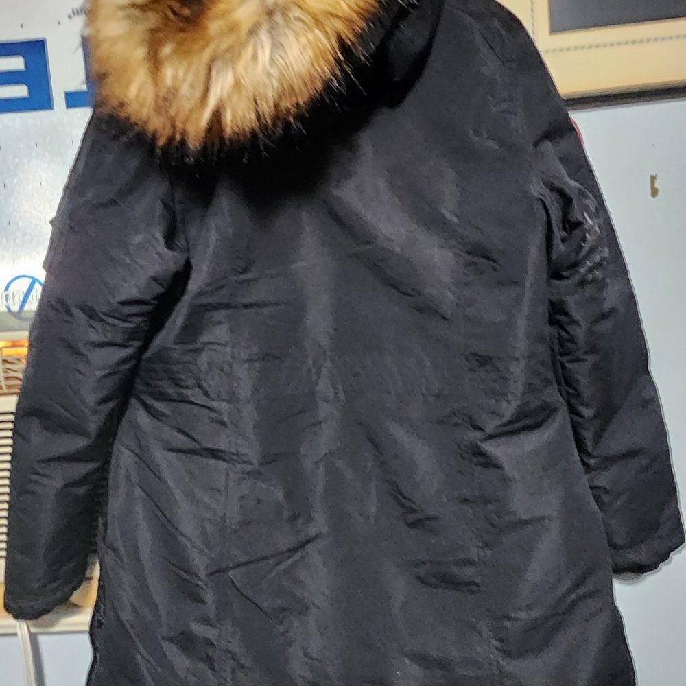 WINTER COAT - Picture 3 of 5